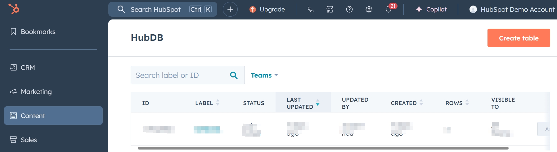 [Image1: HubSpot login page]